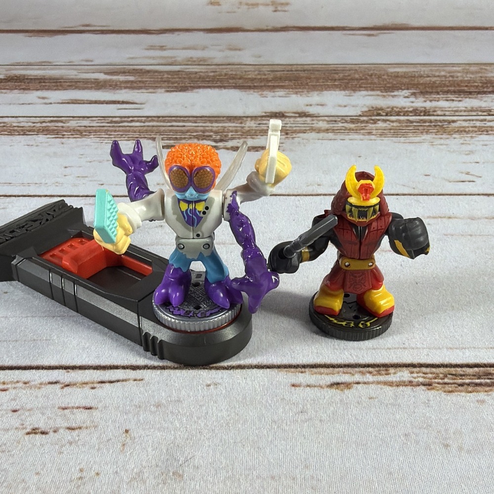 Mixed Lot Akedo TMNT Baxter Stockman & Red Samurai Mini Battling Figures Used